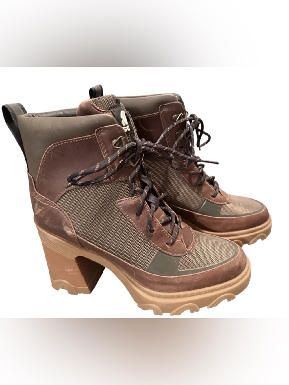 Sorel Lace-Up Heeled Boots Size 7 Brown Waterproof Utility Chunky Heel